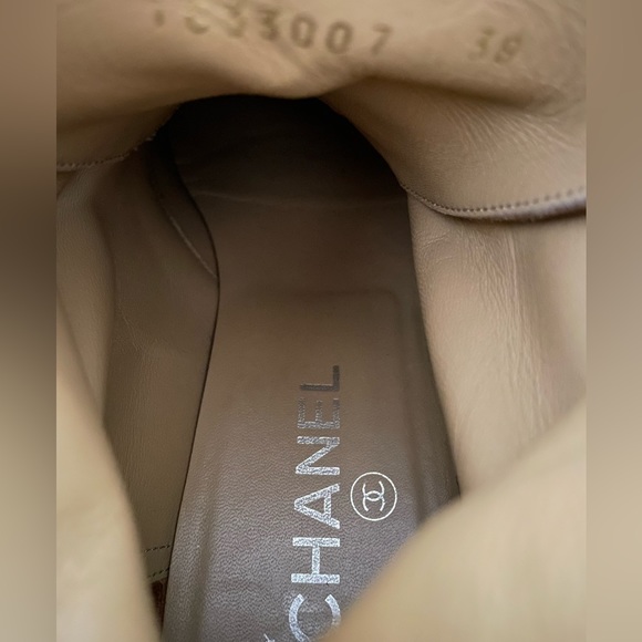 CHANEL suede calfskin lace up ankle boot dark beige 38 - Picture 2 of 15